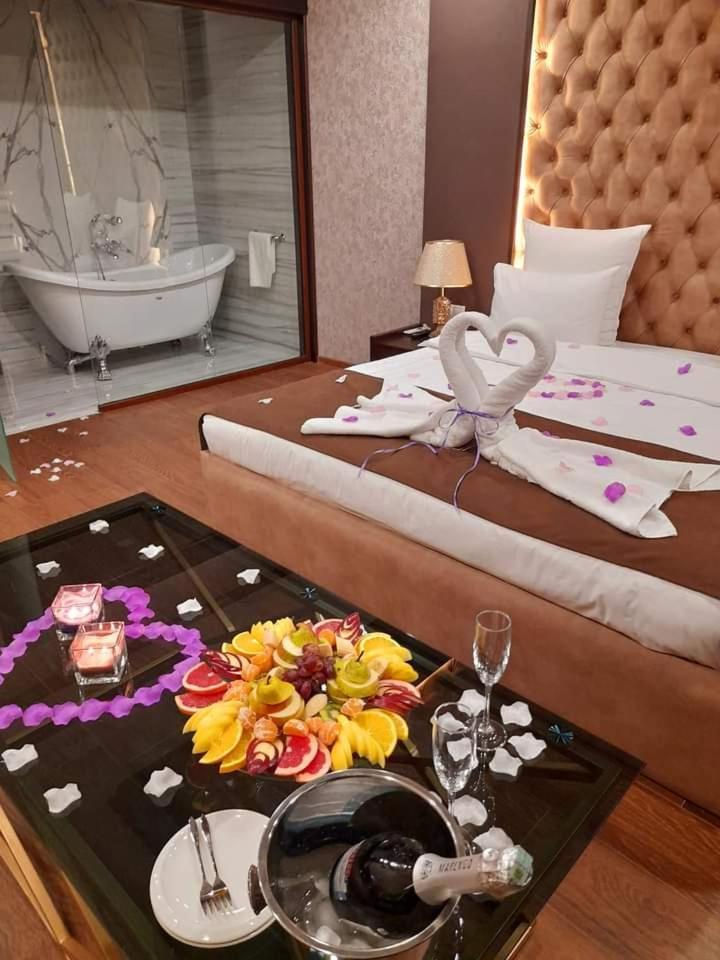 Vg Hotel Ереван Экстерьер фото